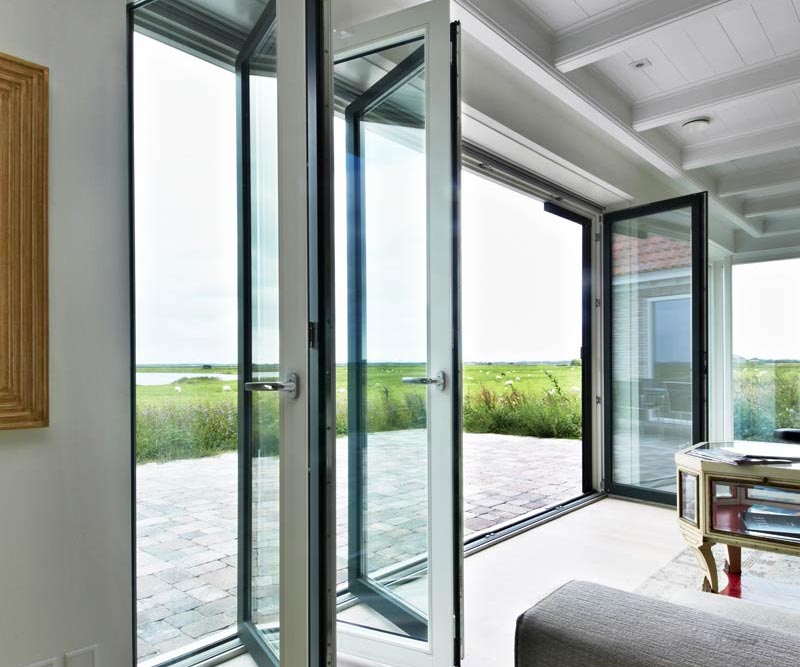 Eingebautes Fenster mit sauberem Anschluss an das Mauerwerk